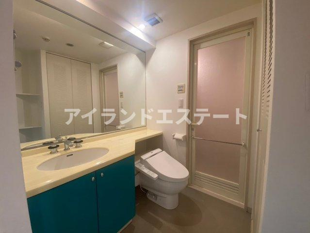 LANAI CLASSIC TOWER GARDEN VIEW　床煖房　通風良好　高層階の洗面所