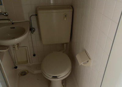 【トイレ】 | ライオンズマンション相模原第７ | トイレは大きさや形、機能、抗菌性などが異なる多種多彩なタイプが各メーカーから出ています。それぞれに良さがあるため、事前にどういったタイプのトイレがいいのかをご家庭内で決めて、内見に行くといいでしょう。