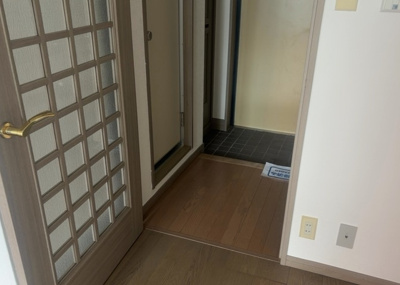【脱衣所】 | ライオンズマンション相模原第７ | 洗面脱衣所は「体を綺麗に整える場所」という目的と役割を持っています。そして便利で使い勝手のいい「体を綺麗に整える場所」にするためには、配置や動線、照明や収納計画をしっかりと検討しておく必要があります。