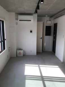 エムズレーベル西日暮里