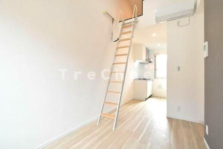 ブライトテラス赤塚の居間・リビング