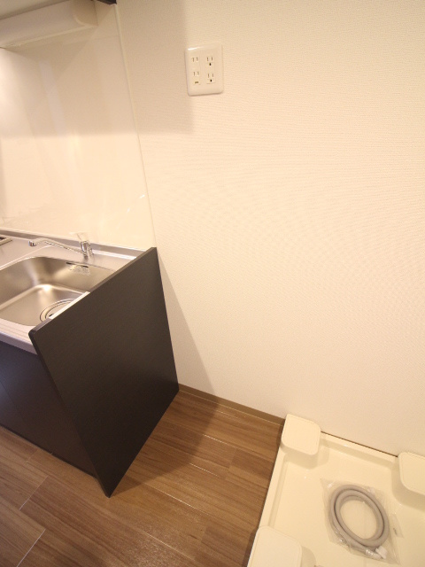 ウエストドリーム桂川のキッチン|冷蔵庫置きスペース