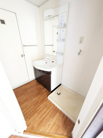 サンパレス小山A