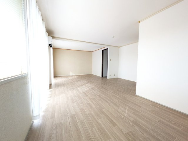 サンパレス小山A