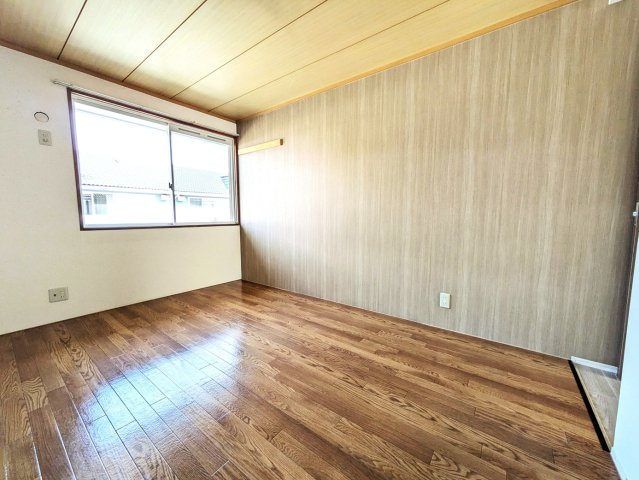 サンパレス小山A