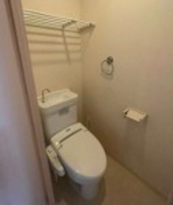 【トイレ】 | ウェルシャン第二池袋 | シンプルで使いやすいトイレです