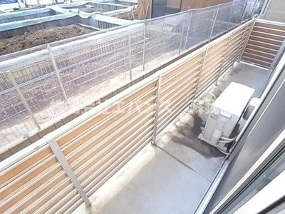 【バルコニー】 | ひよどりパーク | 陽当たり良好なバルコニーです