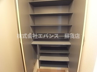 【玄関】 | グロリアス | きれいな玄関です