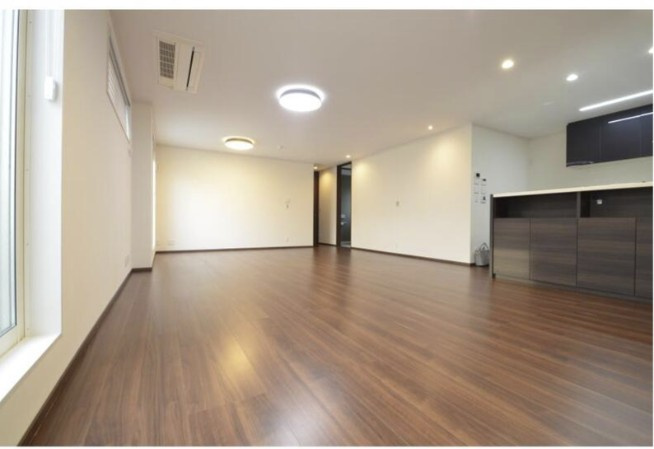 ルミエル五本木の居間・リビング