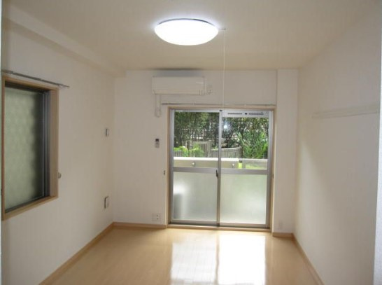 アロヒ・ラウレ・ア・ハレ