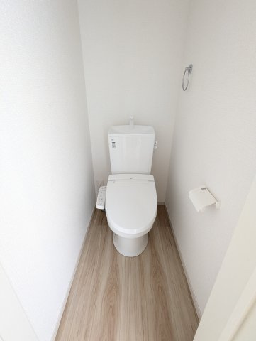 水戸市元吉田町　14期の洋室|7帖洋室の写真です。2階洋室全てにバルコニーがあるので明るい～