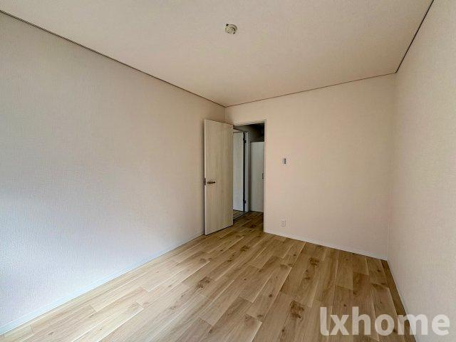 ソーシャルハイツの居間・リビング