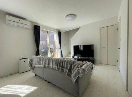 東雁来9条1丁目の居間・リビング