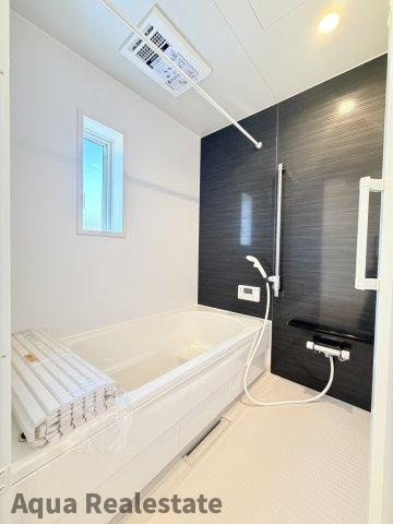 高松市前田西町の新築一戸建の浴室|お風呂です