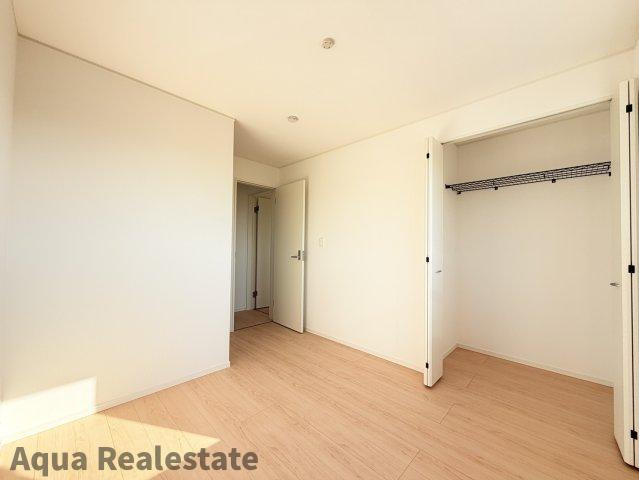 高松市前田西町の新築一戸建の寝室|落ち着いて過ごせるお部屋なので、寝室にいかがでしょうか