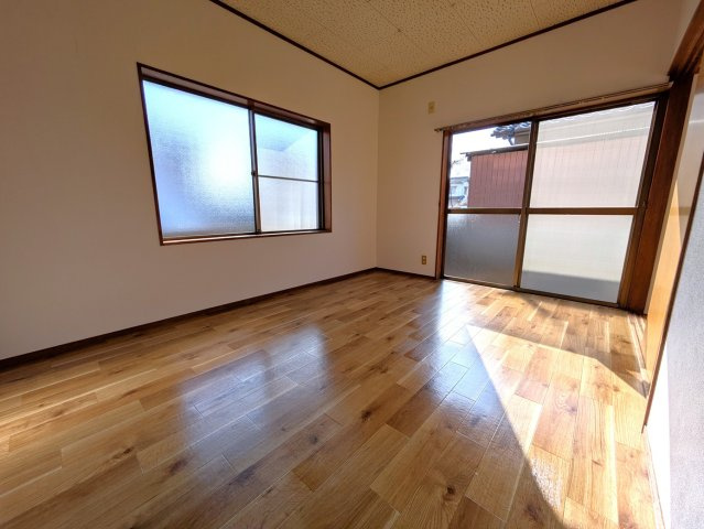 平福２丁目借家の居間・リビング