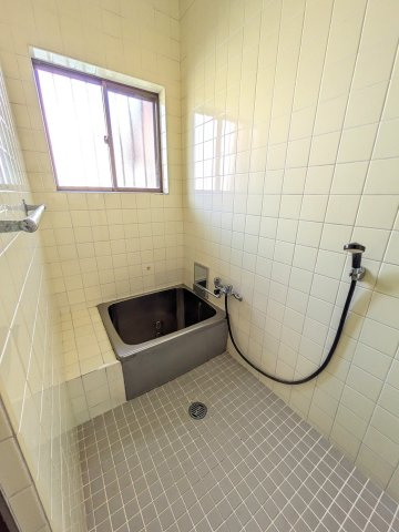 平福２丁目借家の浴室