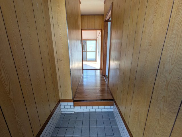 平福２丁目借家の玄関