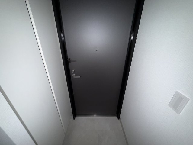 クレール西多聞通の玄関|同物件別部屋写真