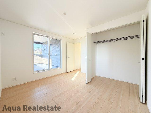 高松市前田西町の新築一戸建の寝室|落ち着いて過ごせるお部屋なので、寝室にいかがでしょうか