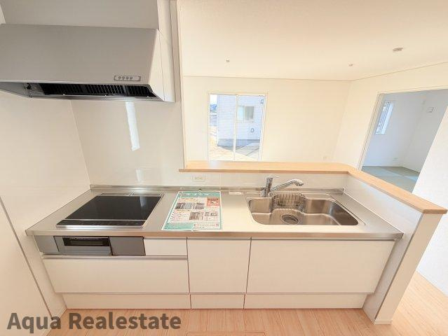 高松市前田西町の新築一戸建のキッチン|きれいなキッチンです