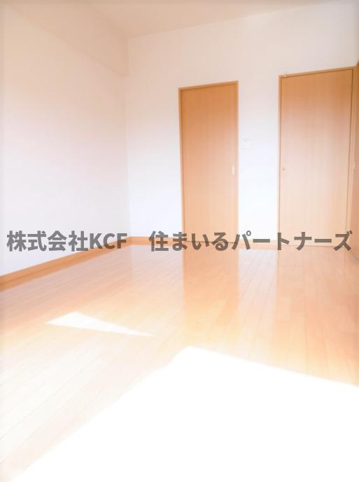 レフィナード・パティオの洋室|個人の部屋や寝室として使える洋室です