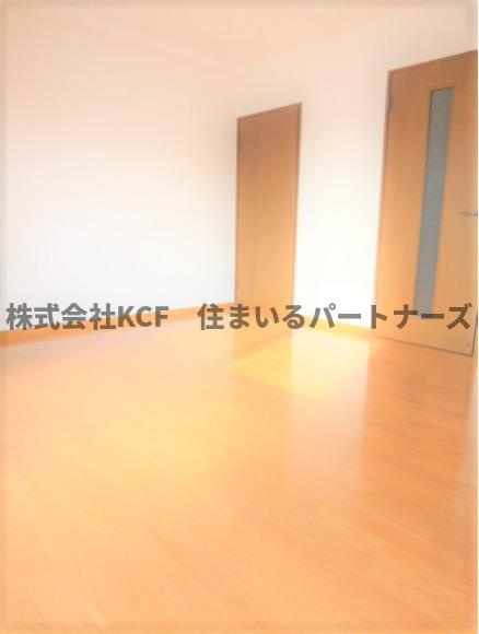 ヴィラージュＩの内装|明るい色調の室内です