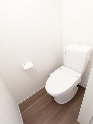 水戸市元吉田町　14期のトイレ|温水ウォシュレット付きトイレでゆっくりと快適なお一人時間を～
