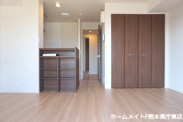 熊本市東区健軍本町のアパートの居間・リビング