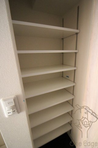 プレサンス梅田北ディアの玄関