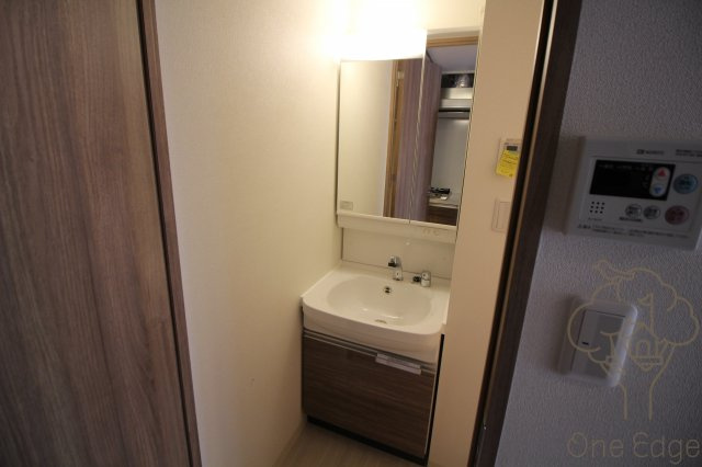 プレサンス梅田北ディアの洗面所