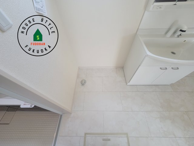 福岡市南区鶴田1丁目第1-4棟（3号棟）の内観：施工例|ランドリースペースとなります。広々して有効的にご使用できます。 