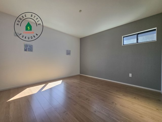 福岡市南区鶴田4丁目第5-3棟（2号棟）の内観：施工例|落ち着いた色調の洋室です。