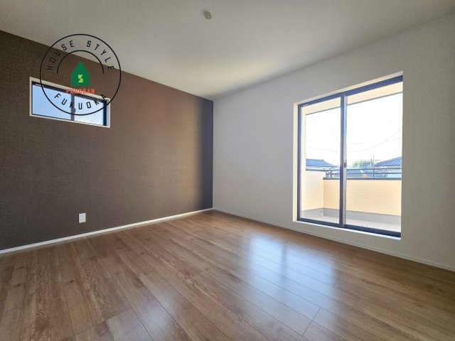 福岡市南区老司1丁目第8-3棟（1号棟）の内観：施工例|主寝室には収納力に優れたクローゼットがありますので、お部屋もすっきり片付きます。