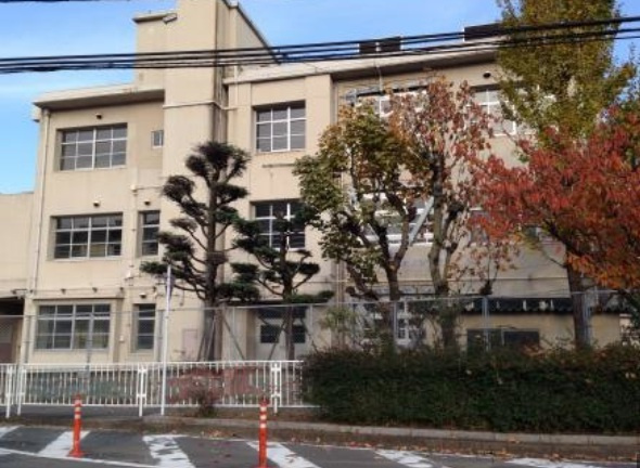 福岡市博多区諸岡4丁目第4-2区画（2号地）の周辺|三筑小学校まで、1200m。徒歩15分。