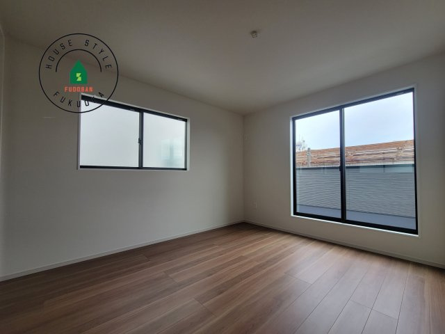 福岡市南区皿山3丁目第7-2棟（2号棟）　の内観：施工例|主寝室には収納力に優れたクローゼットがありますので、お部屋もすっきり片付きます。