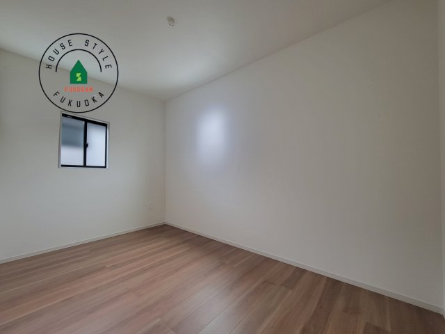 福岡市南区皿山3丁目第7-2棟（2号棟）　の内観：施工例|穏やかな光が差し込む室内には、穏やかな時間が流れます。