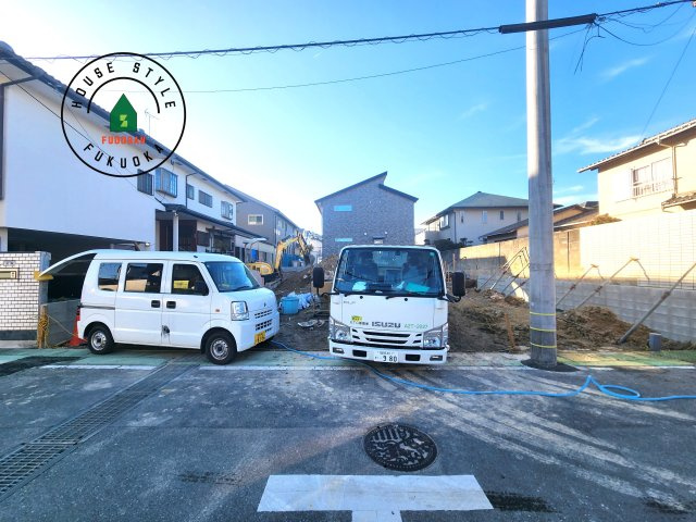 福岡市南区皿山3丁目第7-2棟（2号棟）　の前面道路含む現地写真|見学の時間などお気軽にお問い合わせ下さい。