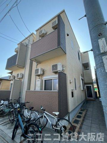 堺市北区黒土町のアパートの外観