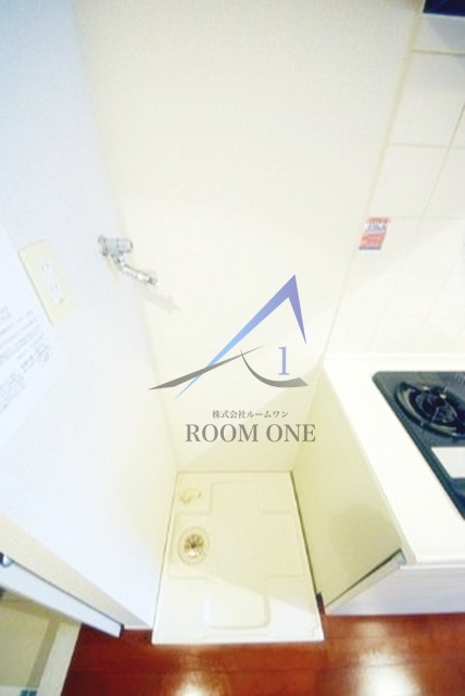 Luxs上板橋の設備|洗濯機置き場です。