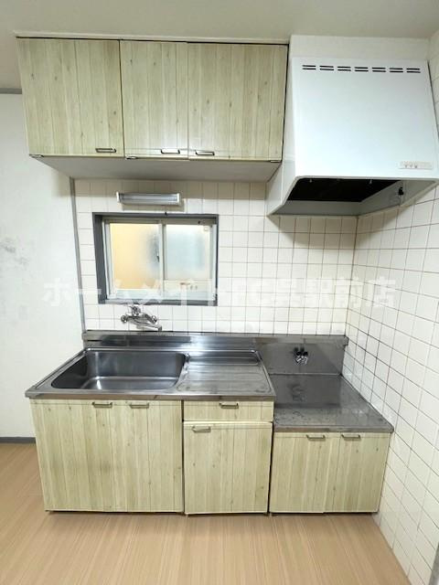 コーポ波多見のキッチン
