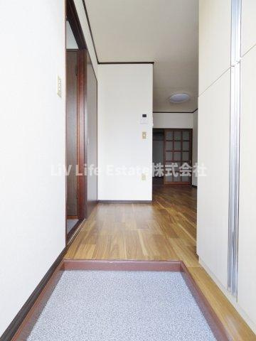 ブルックスクェアの玄関