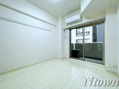 【居間・リビング】 | プレサンス丸の内レジデンスⅢ | ゆったりとした居間です