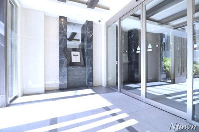 【エントランス】 | プレサンス丸の内レジデンスⅢ | エントランスです