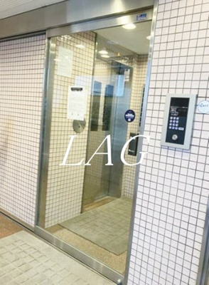 【エントランス】 | ローヤルガーデン | エントランスです。