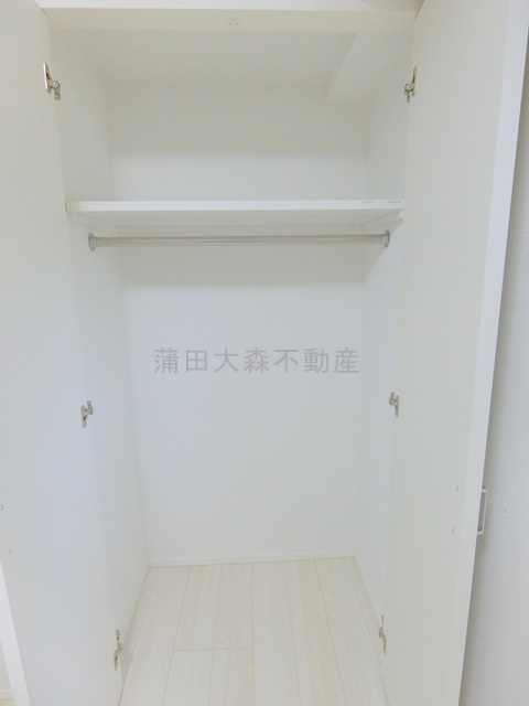 Garden Xavis(ガーデンザヴィス南蒲田の設備|洋室3.5帖の収納　クローゼット