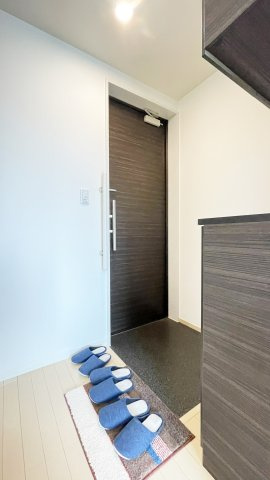 グランドベレオ田宮の玄関