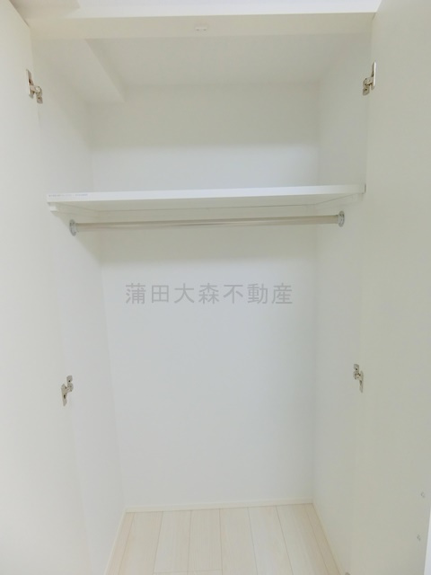 Garden Xavis(ガーデンザヴィス南蒲田の設備|洋室3.5帖の収納　クローゼット