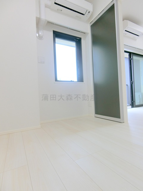 Garden Xavis(ガーデンザヴィス南蒲田のその他|バルコニー側の洋室3.5帖