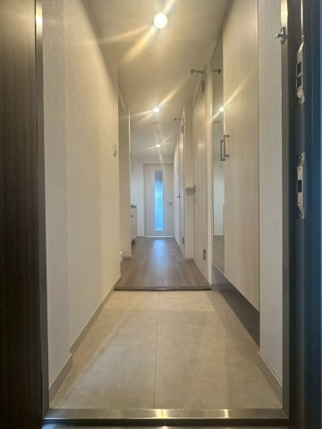 スプランディッド中之島DUEの玄関